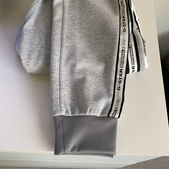 G-Star Raw Alchesai slim tapered Sweatpants. Size Small. - Picture 6 of 6